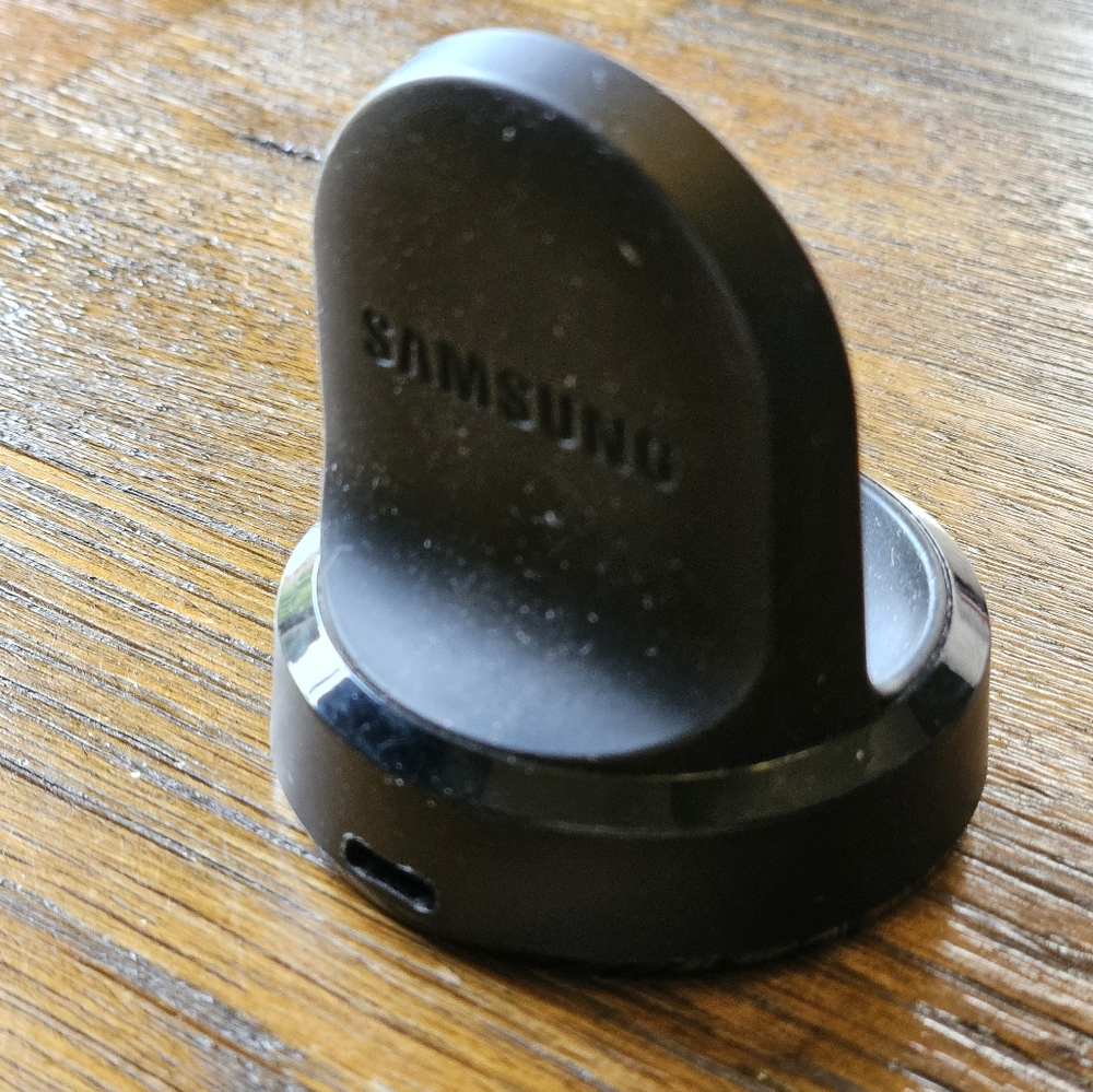 Samsung watch charger base